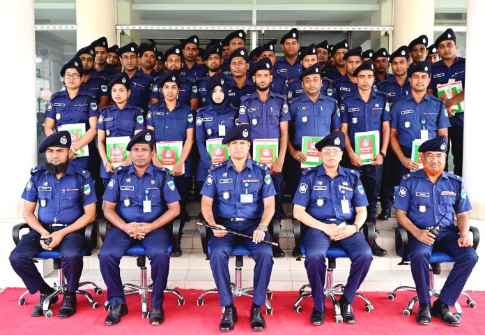 কুষ্টিয়া জেলায় চলছে পদমর্যাদাভিত্তিক দক্ষতা উন্নয়ন কোর্সর ১০ম ব্যাচ